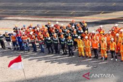 Terminal Petikemas Surabaya tumbuhkan nilai kebangsaan dalam pelayanan