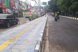 Penataan trotoar di Depok senilai Rp3,7 miliar selesai akhir September tahun ini