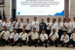 Kemenhub melatih pengemudi angkutan barang Bekasi wujudkan zero ODOL