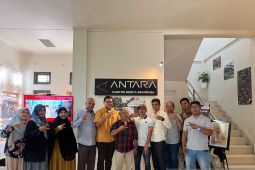 ANTARA Biro Aceh lepas purnabakti Azhari