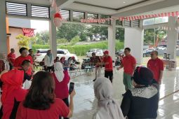 Anggota DPR RI gelar lomba HUT RI bersama masyarakat dan pelaku UMKM