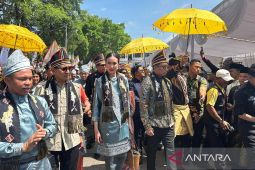 Wapres, Menpar hingga Kepala PCO hadiri Festival Pacu Jalur 2025