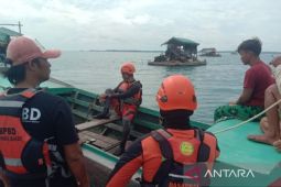 Tim SAR Babel bersama warga cari penambang hilang di Penganak