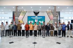 Bupati Garut mendukung pengusulan pahlawan nasional KH Anwar Musaddad