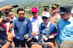 Wamendiktisaintek tinjau lokasi calon Sekolah Garuda di Rejang Lebong
