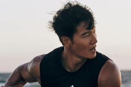Kim Jong Kook resmi menikahi perempuan bukan selebriti