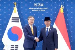 Menlu RI bahas penguatan bilateral dengan PM Korsel Kim Min-seok