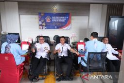 Kanwil Kemenkum Babel kumpulkan 23 kantong darah