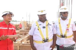 Gubernur Kambu: Kualitas pembangunan kantor pemerintah harus dijaga