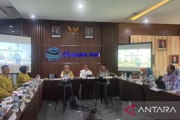 Inaplas: Industri petrokimia tertekan butuh dukungan politik