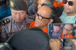 Jadi tersangka, Wamenaker harap dapat amnesti dari Presiden