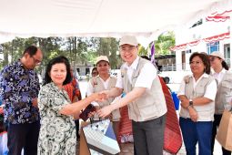 Kerja sama dengan pemkab Samosir, Yayasan Gerakan Perempuan Pesisir gelar pengobatan gratis