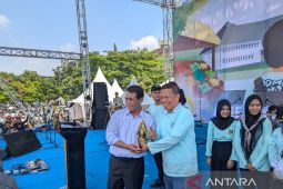 Mentan ajak anak muda bangun sektor pertanian