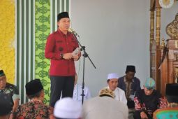 Bupati Lambar: Jaga alam cegah konflik satwa dan manusia