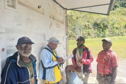 Warga Jagamin dan Baluni minta YPMAK tempatkan petugas Program Kampung Sehat