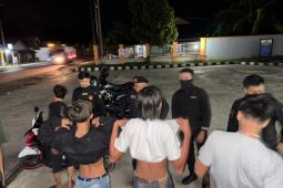 Polres Pesisir Barat gencarkan patroli malam cegah aksi kejahatan