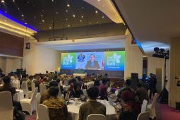 Menteri LH kumpulkan gubernur bahas potensi karbon buat COP30