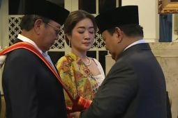 Burhanuddin Abdullah dianugerahi Bintang Mahaputera Adipradana