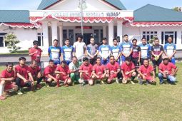 Kajari Serdang Bedagai jalin silaturahmi sepakbola dengan Forwakum