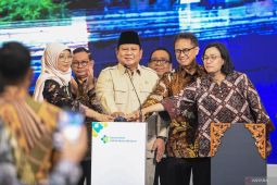 Ramai isu mundur, Sri Mulyani buktikan hadir di rapat kabinet kemarin