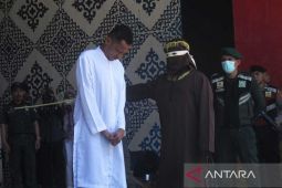 Kejari Banda Aceh eksekusi cambuk 10 terpidana qanun jinayat