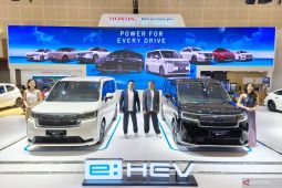 Honda perkenalkan STEP WGN e:HEV di GIIAS Surabaya 2025