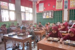 12.000 siswa di Lebak terima manfaat program MBG