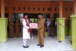 SMKN 1 Sambas apresiasi Chelsea Olivia sukses jalankan tugas sebagai Paskibraka di Istana Negara