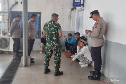 Polisi Tangerang cegat pelajar hendak ikut aksi demo