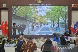 UNITRI gelar 17th ACLA and 3rd AAC International Symposium