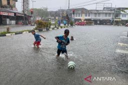 Kota Palembang diprakirakan hujan ringan, Selasa ini