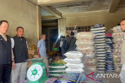 Satgas Pangan Polda Babel gelar operasi pasar di Pangkalpinang