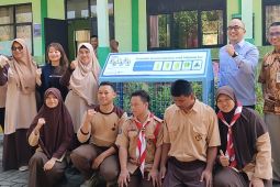 Chandra Asri-DLH kolaborasi edukasi pilah sampah di SKH Negeri 1 Cilegon