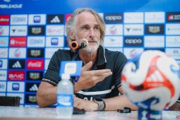 Pelatih Dewa United sebut melawan Persib bukan perkara mudah
