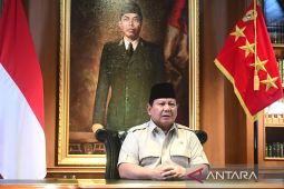 Prabowo condoles ojek driver's death, vows support for family