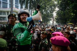 Aksi tuntut pengusutan penabrakan pengemudi ojek online