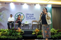 Pemprov Jatim berkomitmen kelola sampah berbasis model ekonomi sirkular