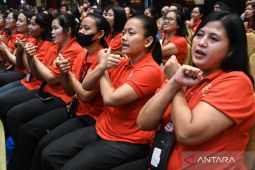 Jalan tengah memperluas kesempatan kerja bagi kelas menengah