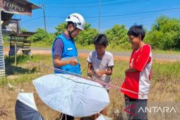 PLN ULTG Bangka edukasi masyarakat keamanan listrik dan bahaya layang-layang dekat jaringan tegangan tinggi