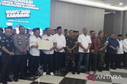Bupati Karawang inisiasi deklarasi damai lintas tokoh jaga suasana kondusif