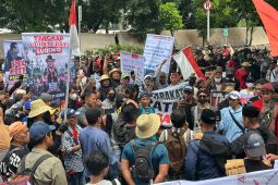 Dapat surat jawaban atas tuntutan dari KPK, warga Pati bubarkan diri