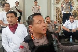 Polisi amankan tiga orang peserta unjuk rasa di Jambi