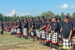 Pecalang Bali siap bantu aparat keamanan cegah demo anarkis