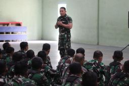 Jam Pimpinan, Letkol Inf.Robert Panjaitan beri arahan pada Prajurit Kodim 0205/TK