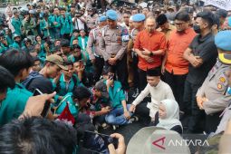 Ketua DPRD Sumut pastikan aspirasi mahasiswa diteruskan  ke DPR RI