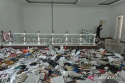 Polisi sudah tangkap belasan pelaku aksi penjarahan rumah Uya Kuya