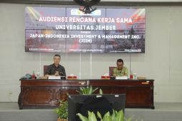 Peneliti dan pengusaha Jepang tertarik dengan riset pisang dosen Unej