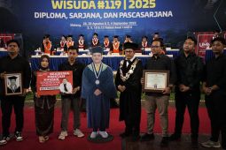 UMM kembalikan seluruh biaya kuliah wisudawan anumerta