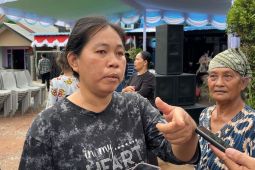 Nurhayati senang jembatan Dharma Putra mulai dibangun