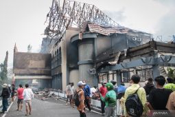 Polisi panggil Ketua DPRD NTB terkait gedung dibakar saat demo